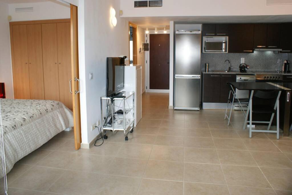 Apartamento Con Piscina Y Parking En Appartement